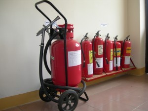 Bảng giá bán bình cứu hỏa bột khô BC MFZ kèm phụ kiện thiết bị chữa cháy uy tín chất lượng 2015 1